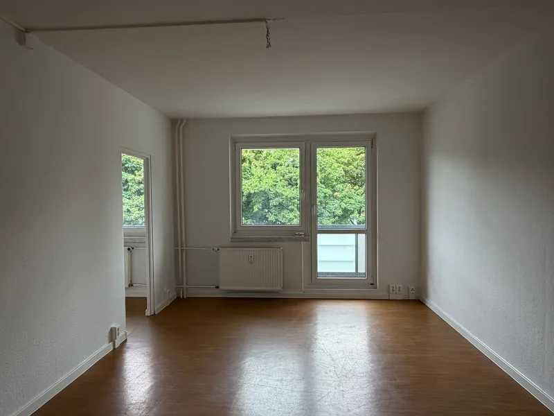 Single-Apartment mit Balkon und Wannenbad! Nur für EINE Person! — photo 1